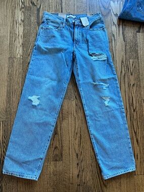 BNWT Levis ‘94 Baggy Jeans. Size 27/31
